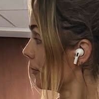 Laura Vandervoort Çıplak