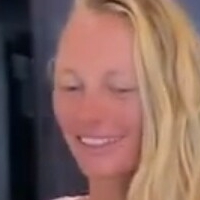 Laura Weyel Çıplak