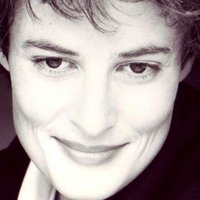 Laure Killing Çıplak