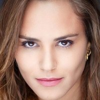 Lea Arnezeder Çıplak