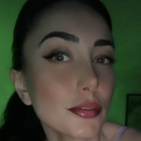 Lidia Kesenci Çıplak