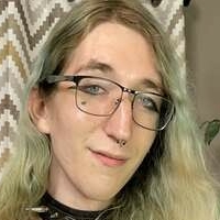 Lily Lavender Çıplak
