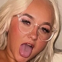 Little Blonde Çıplak