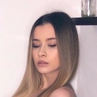 Livia Gellert Çıplak