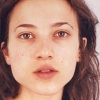 Louise Szpindel Çıplak