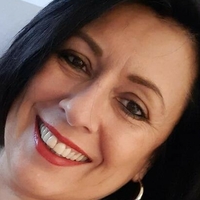 Lucy May Çıplak