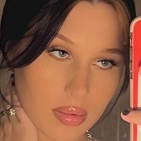 Malory Malibu Çıplak