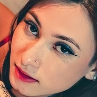 Manuella Hattenhauer Çıplak