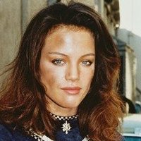 Maren Jensen Çıplak