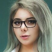 María Mallad Çıplak