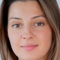 Maria Ryabushkina Çıplak