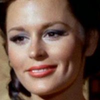 Marianna Hill Çıplak