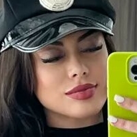 Mariella Mae Çıplak