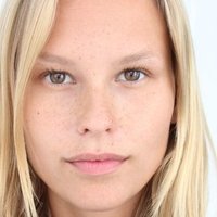 Mariina Keskitalo Çıplak