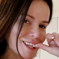 Masha Emec Çıplak