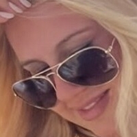 Mavie Noelle Çıplak