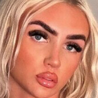 Meg Coldwell Çıplak