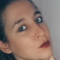 megantid Çıplak