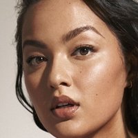 Mia Kang Çıplak