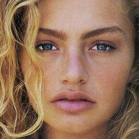 Michaela Bercu Çıplak