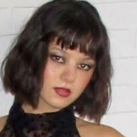 Mikaylageier Çıplak