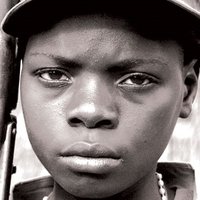 Miliani Guerra Çıplak