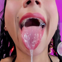 Miss Evangeline Çıplak