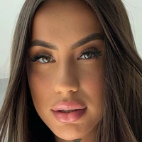 Nadia Dytrych Çıplak