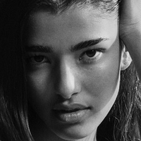 Nicole Summers Çıplak