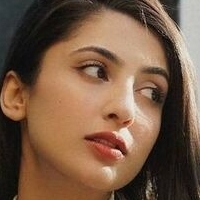 Nidhi Pandit Çıplak