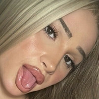 Nikita.Pierce Çıplak