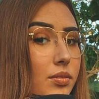 Noemi123130 Çıplak