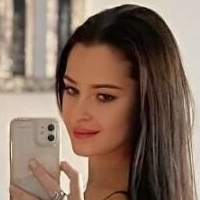 oficialjulianaaherrera Çıplak