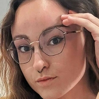 Oryvllmiee Çıplak