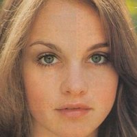 Pamela Sue Martin Çıplak