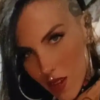 Pedra Parker Çıplak