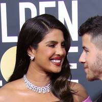 Priyanka Chopra Çıplak