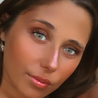 Raphaella Deuringer Çıplak
