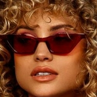 Rose Bertram Model Çıplak