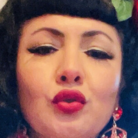 Ruby Champagne Çıplak