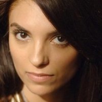 Saba Homayoon Çıplak