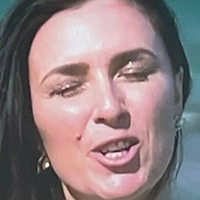 Sara Damergi Çıplak