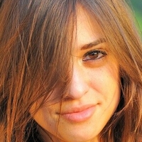 Sara Times Çıplak