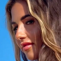 Sarah Engels Çıplak