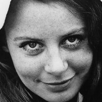 Sarah Miles Çıplak