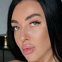 sasha.s.a.v.a.g.e Çıplak