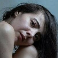 Selin Celikdelen Çıplak