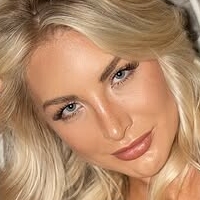 Shayna Holt Çıplak