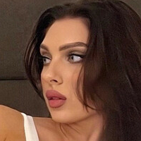 Shymskaya Elizaveta Çıplak