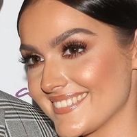 Siannise Fudge Çıplak